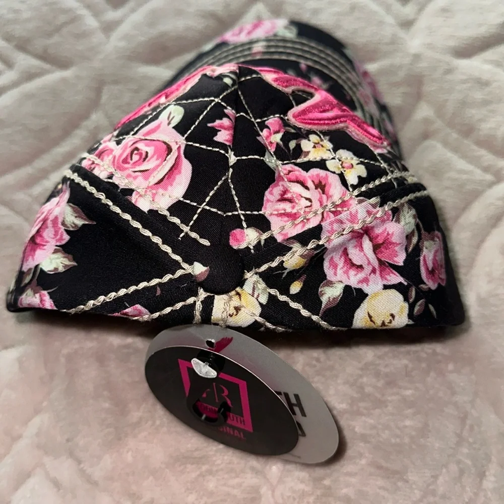 Robin Ruth Cap - Picture 2 of 3